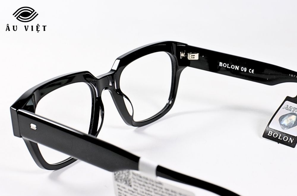 Chi tiết gọng kính BOLON BJ3213 B10 C