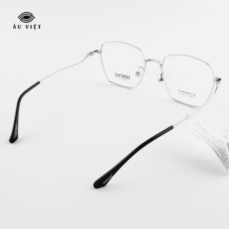Mắt Kính Âu Việt