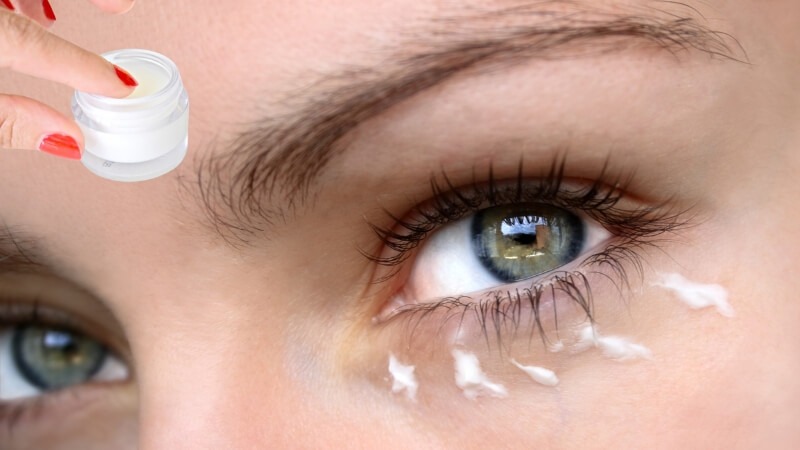 cách chữa bệnh mắt thâm quầng chuẩn nhất