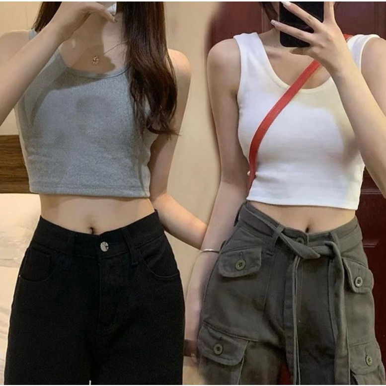 Phối Áo Croptop Với Giày Jordan Cổ Cao Nữ