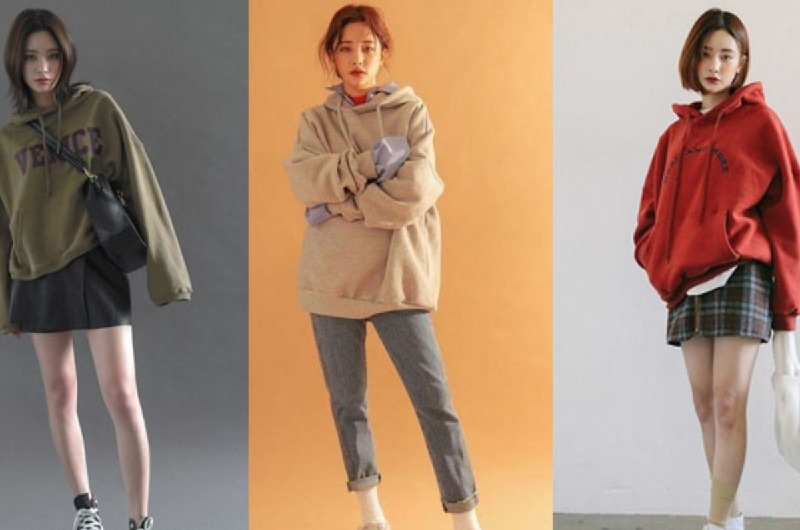 Diện set đồ chân váy kẻ caro cùng áo hoodie oversize chất chơi