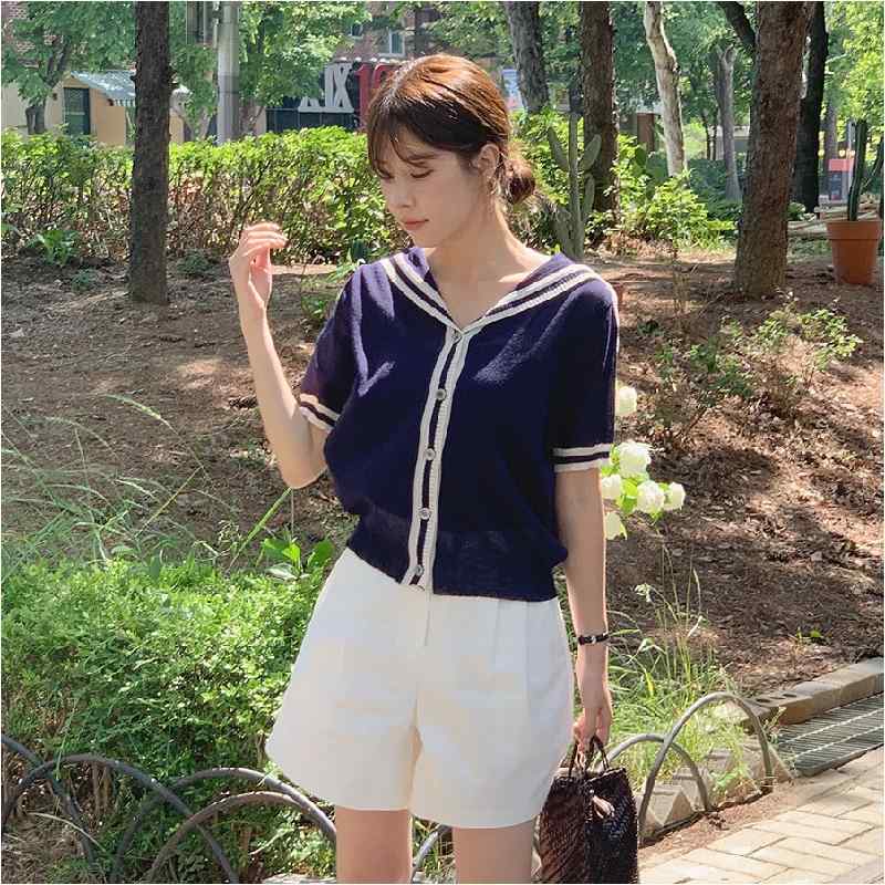 Set đồ tuyệt vời khi mix cardigan với quần short