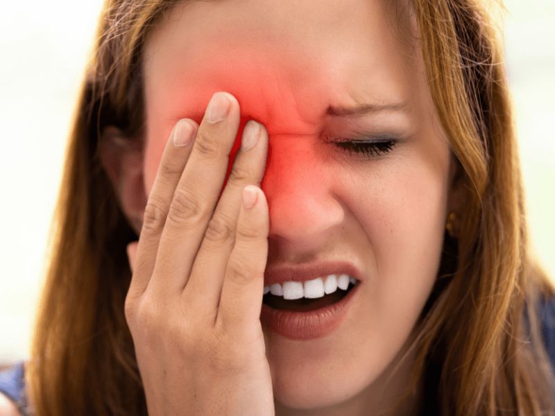 Triệu chứng tăng nhãn áp thường không rõ ràng ở giai đoạn đầu